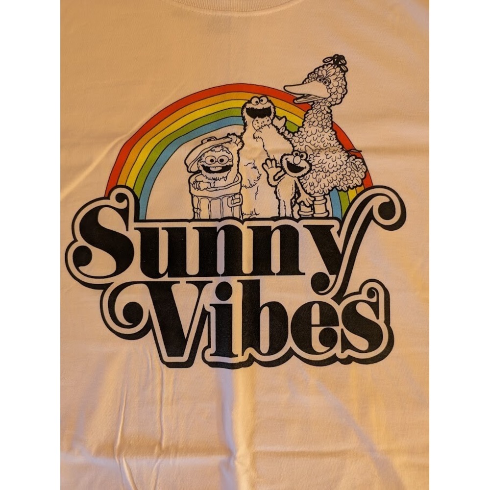 Sesame Street Sunny Vibes Graphic T-Shirt XXL White‎ 100% Cotton - New - Picture 2 of 3